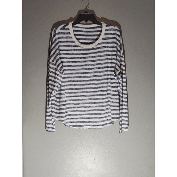 Time and Tru Tops - Time and True‎ Womens  top size xl